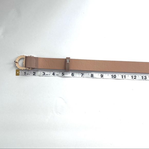 NEW Double Circle Gold Toned Bling Light Tan Colored Belt OS - Picture 6 of 7